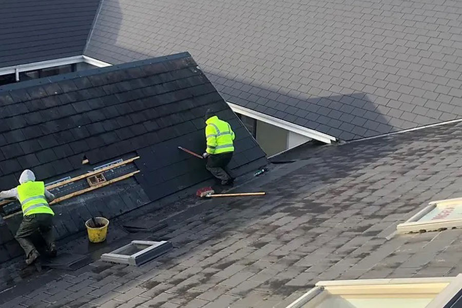roof repair services 1